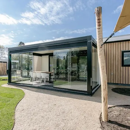 Dom wakacyjny Lovely Home In Voorthuizen With Wifi
